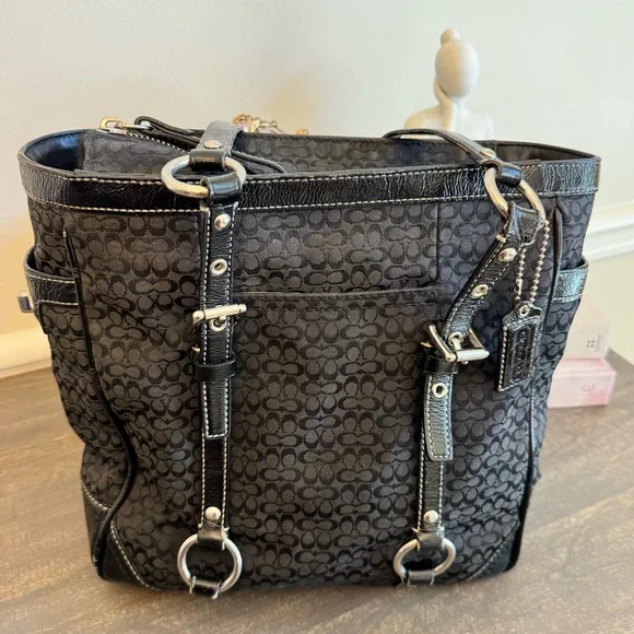 Coach Gallery Tote - Picture 3 of 8